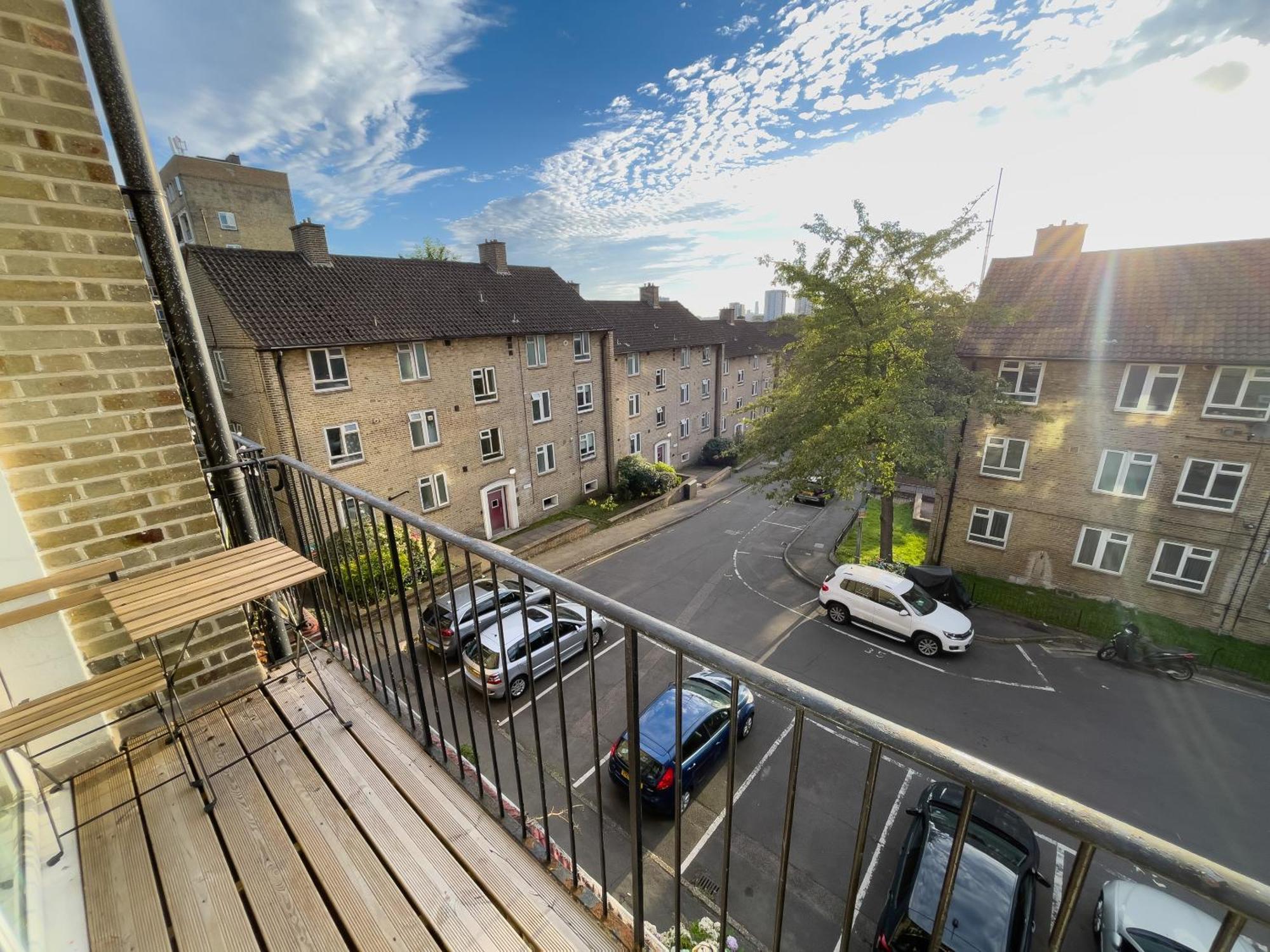 לונדון Beautiful 3-Bed Apartment At Swiss Cottage מראה חיצוני תמונה